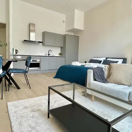 Charming Serviced Studio 40m2 -mnl C- *